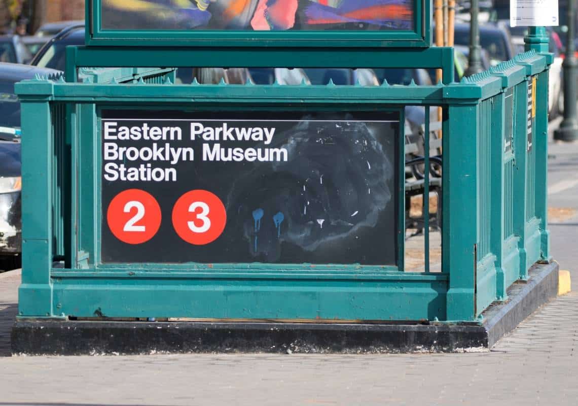 תקרית אנטישמית נוספת בברוקלין: אלמוני קילל ואיים לפגוע בצעירה בסאבוויי