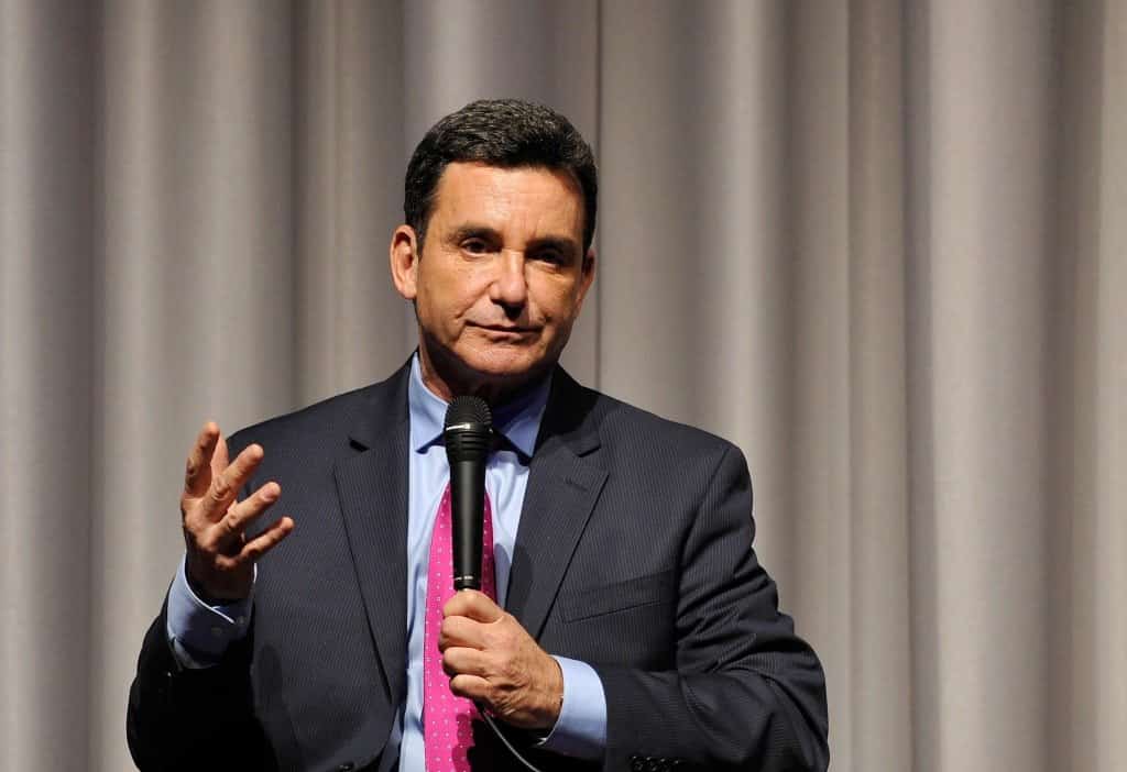 פדופיל בפריים-טיים: ‏רופא NBC לשעבר שביקש תמונות עירום מבת 9 לא יקבל עונש מאסר