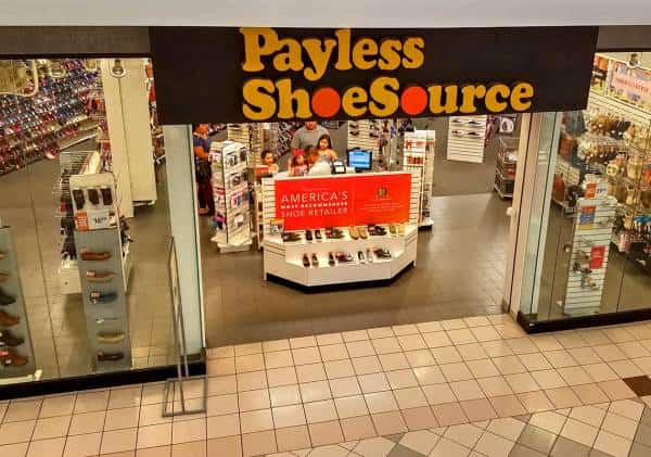 רשת חנויות נעליים פתחה במכירת חיסול לקראת סגירת סניפיה