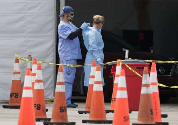 "מוכיח שהמגבלות עוזרות": אופטימיות בבתי החולים בדרום קליפורניה