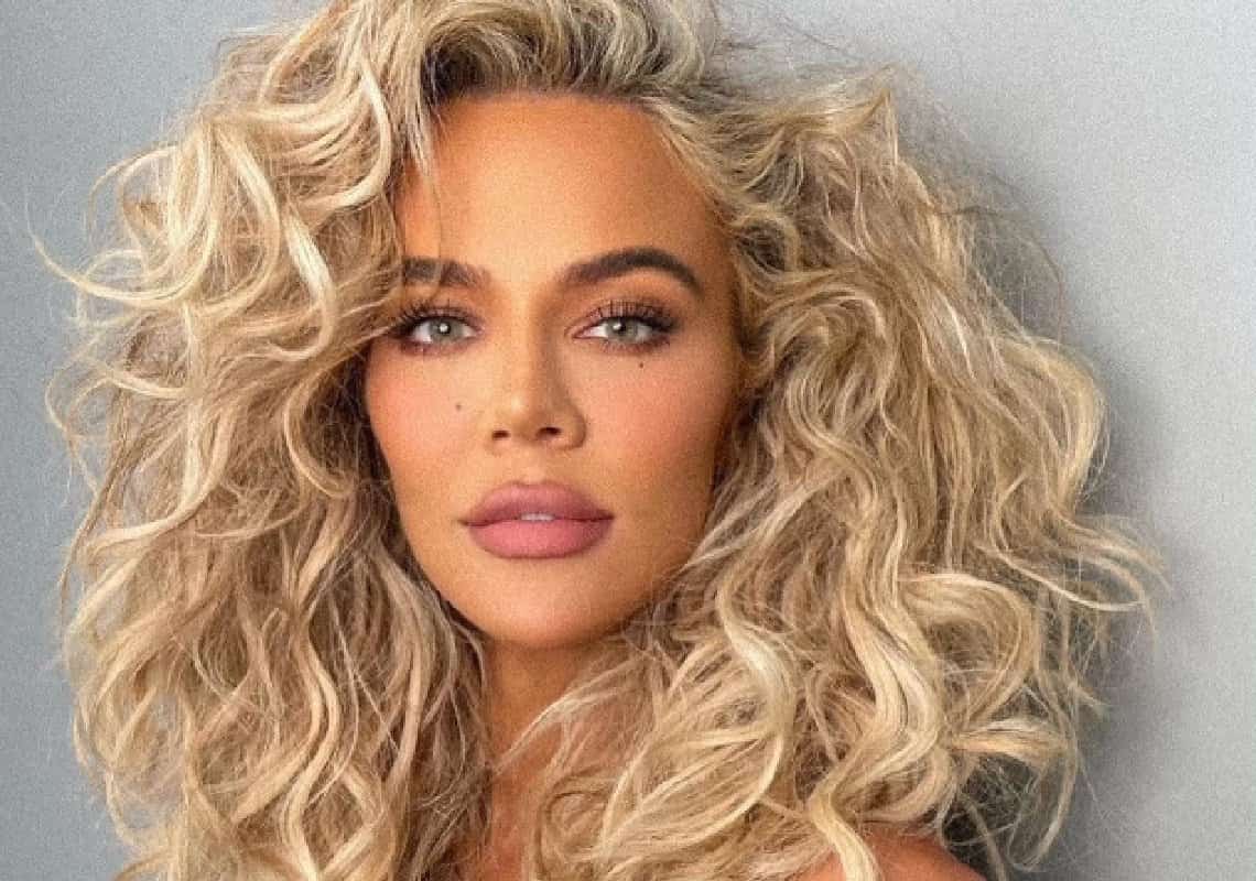 בשעה טובה: קלואי קרדשיאן קיבלה לעולם בייבי חדש באמצעות אם פונדקאית 