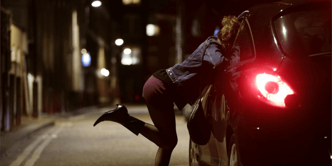 ניו יורק: המשטרה החלה להזהיר צרכני שירותי זנות ע"י מסרונים 