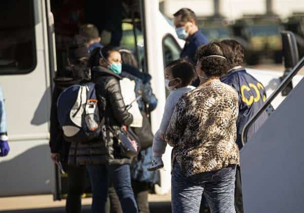 נגיף הקורונה ממשיך להתפשט בארה"ב: מקרה ראשון בטקסס, נדבק נוסף בקליפורניה