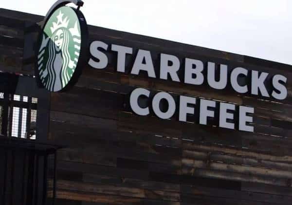 תקרית נוספת בין שוטרים לבין עובדי סטארבקס