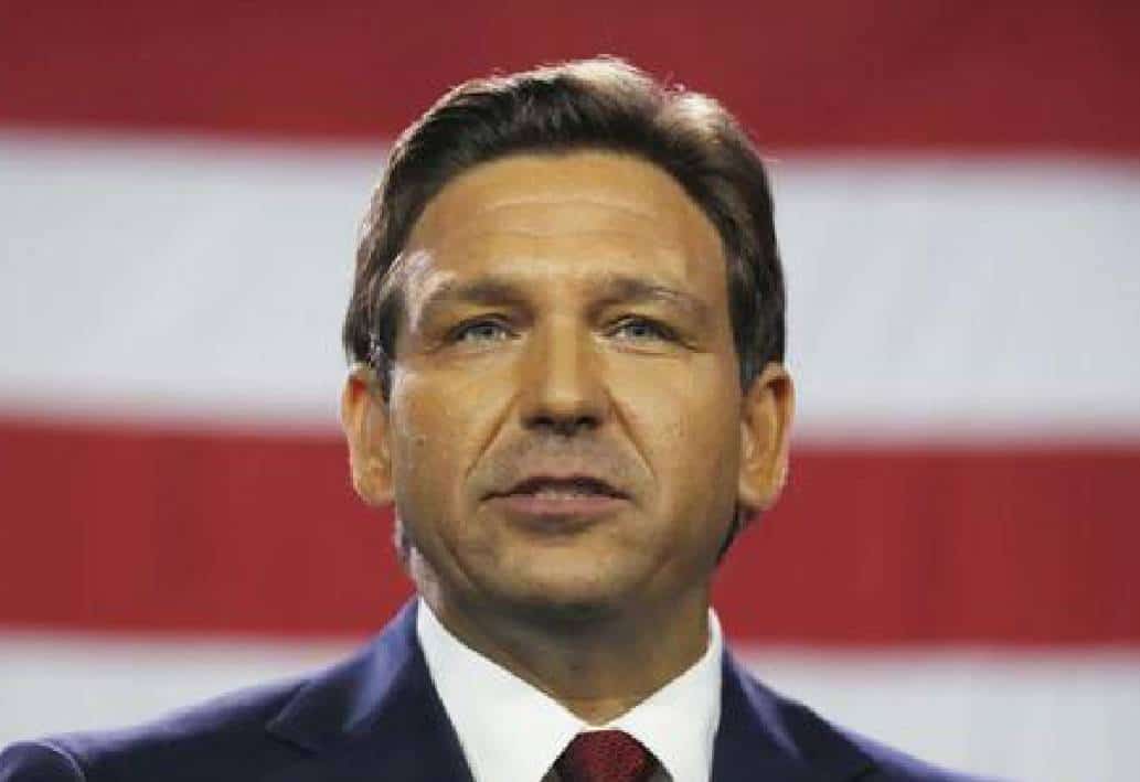 "קמפיין כושל": ‏דה-סנטיס מפטר עשרות עובדים, עוד יועצים בדרך‏ הביתה