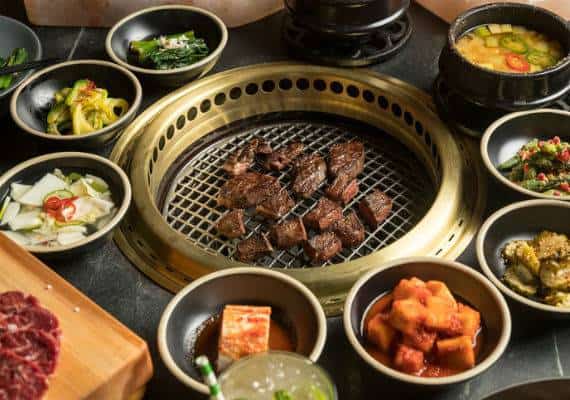 ניו יורק: במסעדה האמריקאית-קוריאנית "קוט" הבשר יתבשל לכם ממש מול העיניים