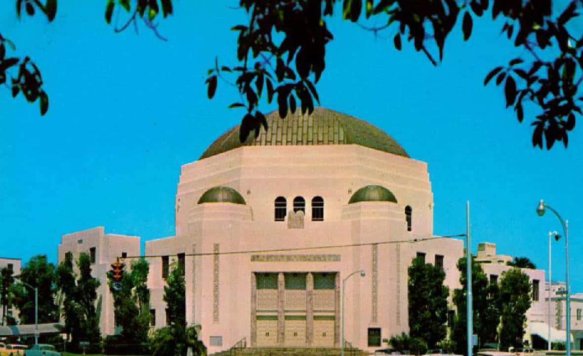 מספר ‏בתי כנסת ברחבי דרום פלורידה קיבלו איומים על פצצות