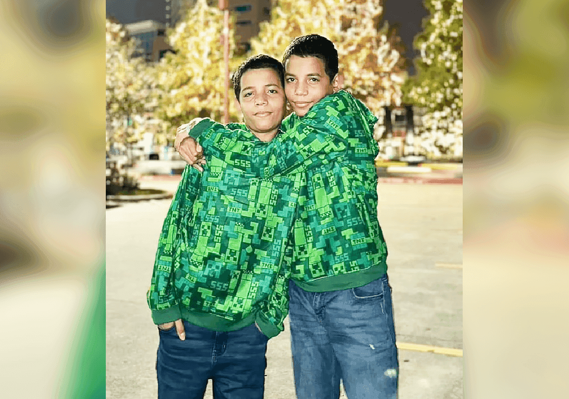 מתפללים לנס: תאומים בני 13 מטקסס נעלמו במים 