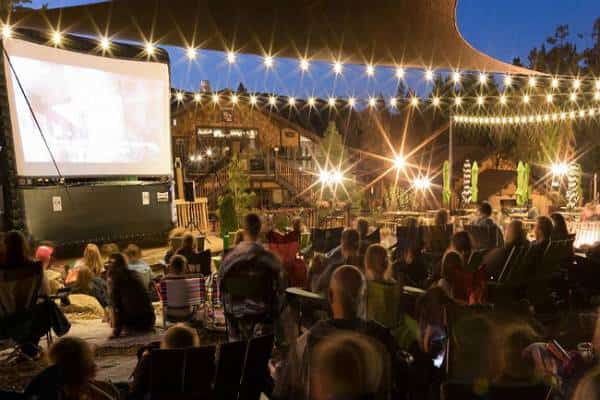 דרקונים רושפי אש, וונדר וומן, נחשים וג'דאי: כל אלה ממתינים לכם בלוס אנג'לס