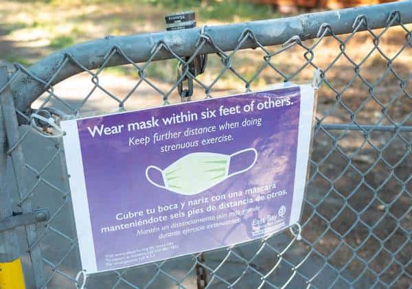 החמרת נהלים בדרום קליפורניה: ברים במחוז אורנג' יסגרו, עוצר יחול על עסקים בסן דייגו