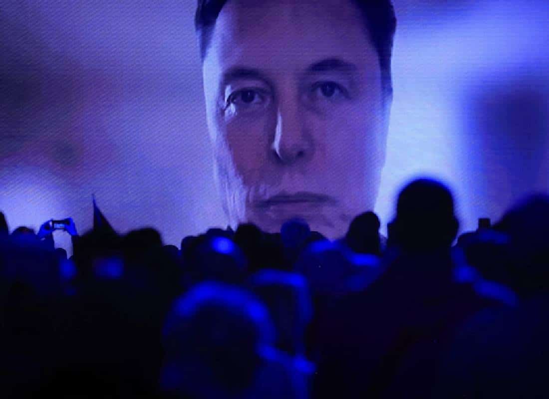 אימפריית ההשפעה החברתית של אילון מאסק: כך הפך הטייקון את הרשת החברתית שלו לכלי נשק נגד מבקריו