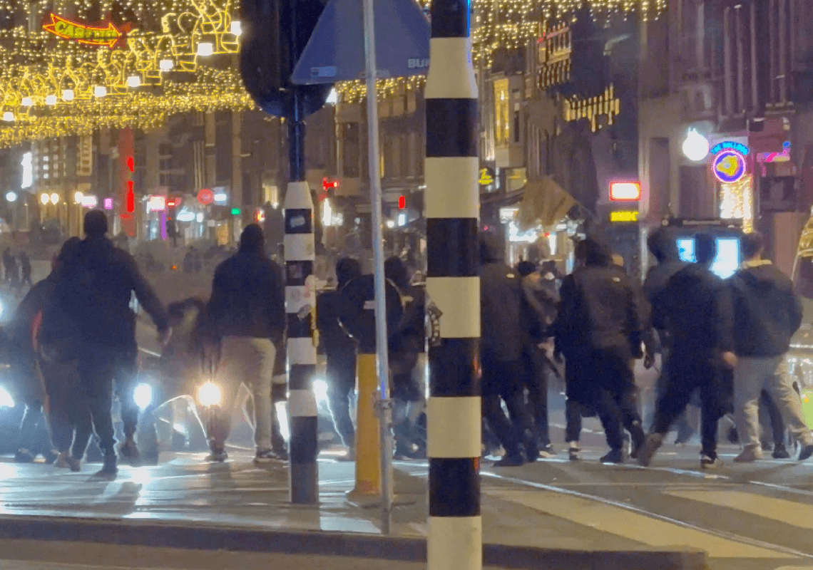 פוגרום ברחובות אמסטרדם: עשרות ישראלים הותקפו על ידי המון אנטישמי, 7 נעדרים