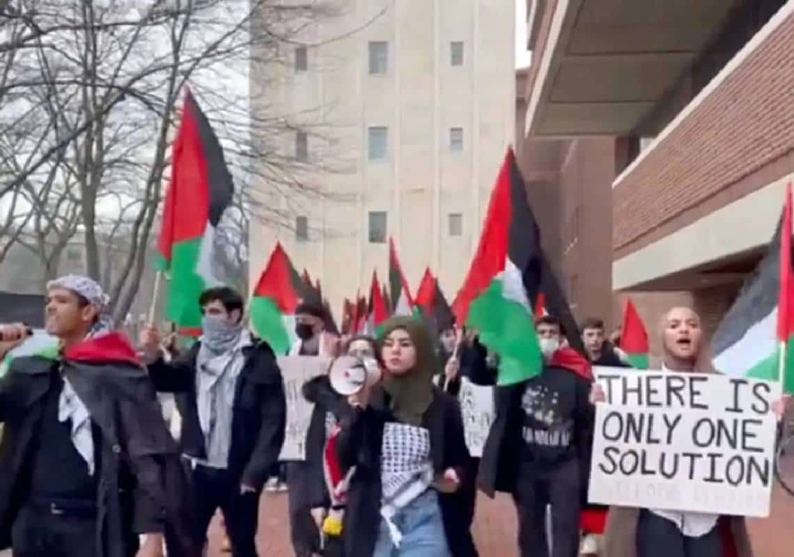 ההפגנה המחליאה באוניברסיטת מישיגן: "תחי האינתיפאדה!"