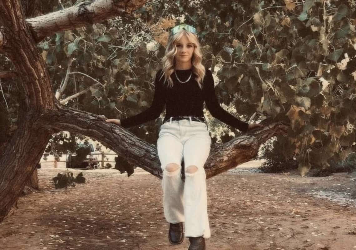 אסון ביוטה: בת 17 נפלה אל מותה במהלך טיול עם חבריה