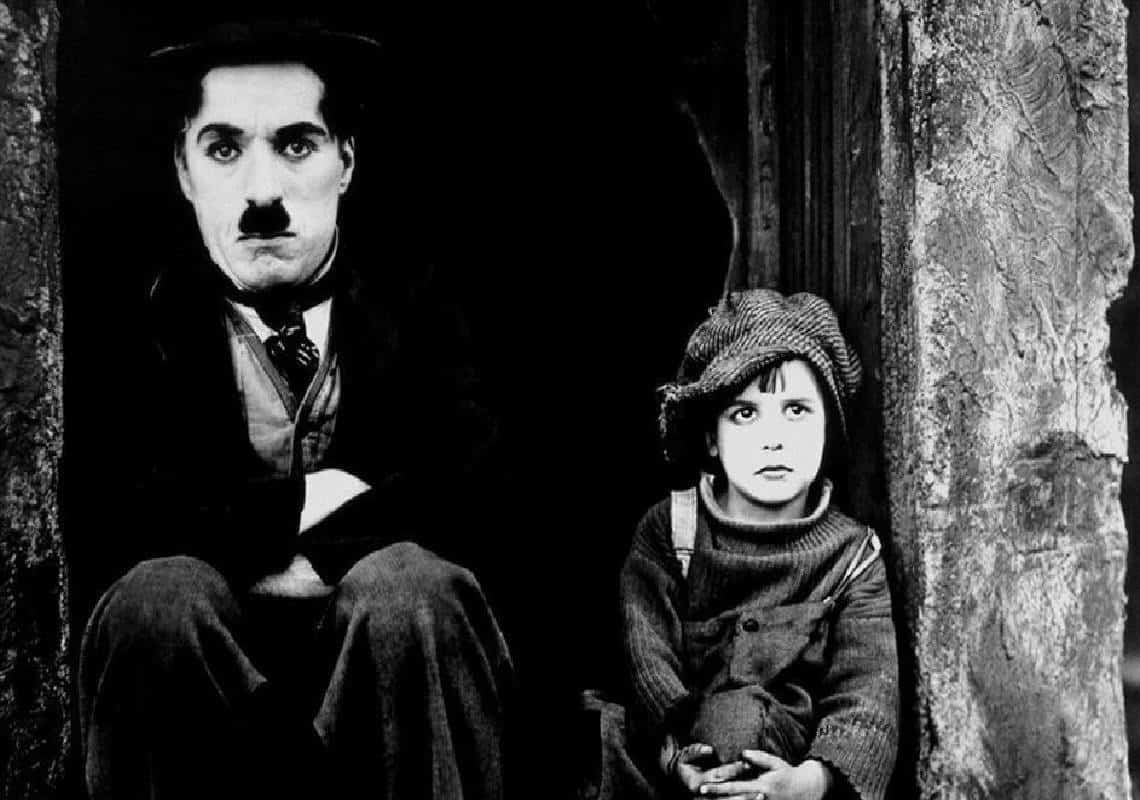 אחת מן הקלאסיקות של הקולנוע האילם: ״הנער״ של צ׳רלי צ׳פלין חוגג 100 שנים 