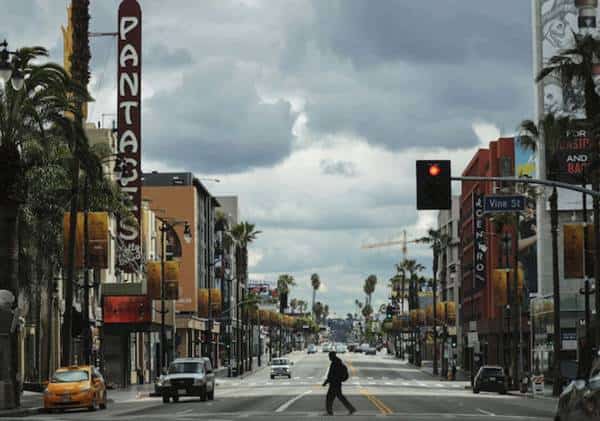 סערת הארכת הבידוד הביתי בלוס אנג'לס מקבלת תפנית עם הבהרה נחרצת: "דברי הוצאו מהקשרם, צפויה הקלה בהגבלות"