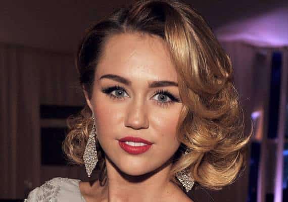 המעריץ האובססיבי של מיילי סיירוס נעצר