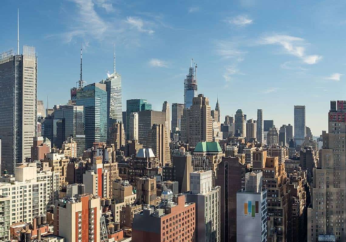"עונת השיא": דירות במנהטן הגיעו הקיץ למחירים הגבוהים בהיסטוריה