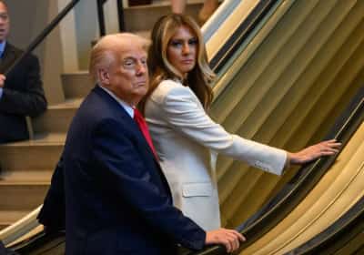 מי ניסה להשפיל את הנשיא? הבית הלבן דורש לחקור את הרגע המביך של טראמפ במטה האו"ם