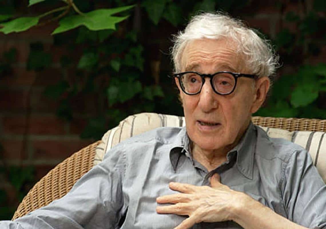 שובר שתיקה: וודי אלן מגיב לראשונה להאשמות לפיהן תקף מינית את בתו המאומצת