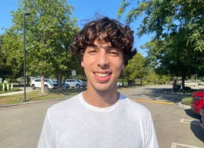 מהמגרש בלוס אנג’לס אל מדף הפסח: כדורסלן יהודי מסטנפורד בדרך לכבוד הכי אמריקאי־יהודי שיש