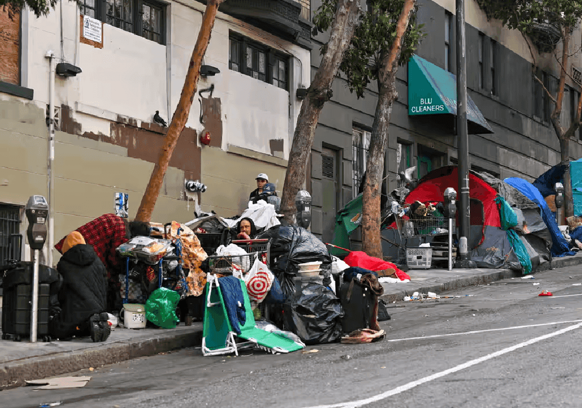 סן פרנסיסקו ניקתה את הרחובות מהומלסים – אבל לא מהסיבות הנכונות