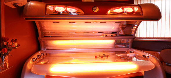 לבנה, ולא בגלל השלג: ניו יורק תאסור על קטינים להיכנס למכוני שיזוף