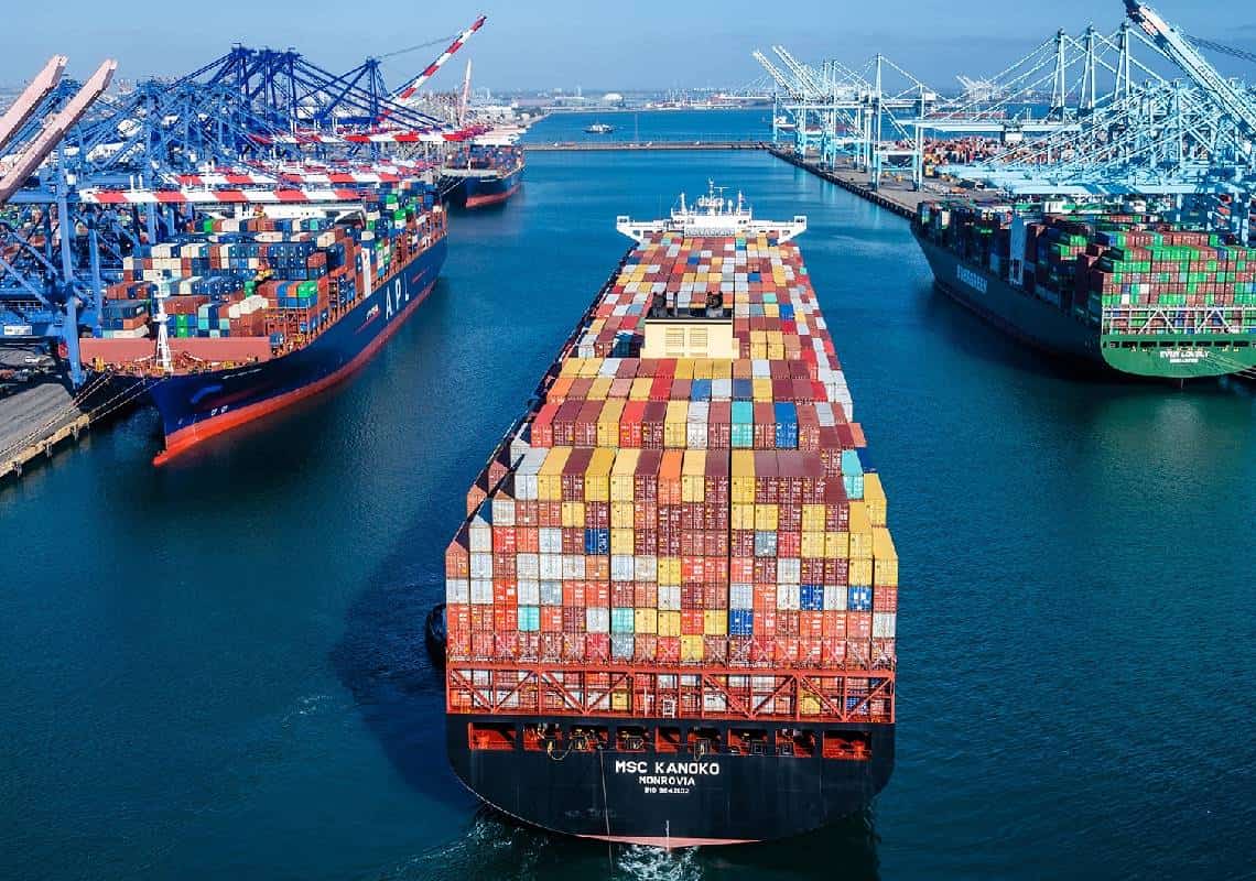 קליפורניה מתגייסת למאבק במשבר שרשרת האספקה בארה"ב