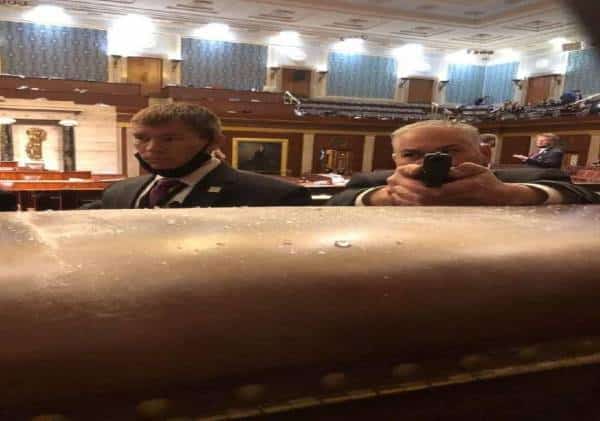 דעה: הלילה היה הסוף של אמריקה- ולא בגלל מה שהתקשורת מספרת לכם