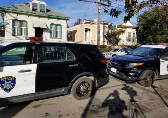 קליפורניה: ראש ערוף נמצא בחצר בית