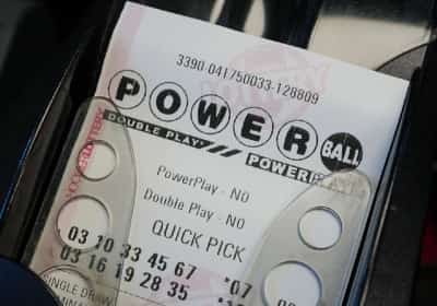 איך תשפרו את הסיכוי לזכות ב־1.7 מיליארד דולר בפאוורבול? המומחים חלוקים