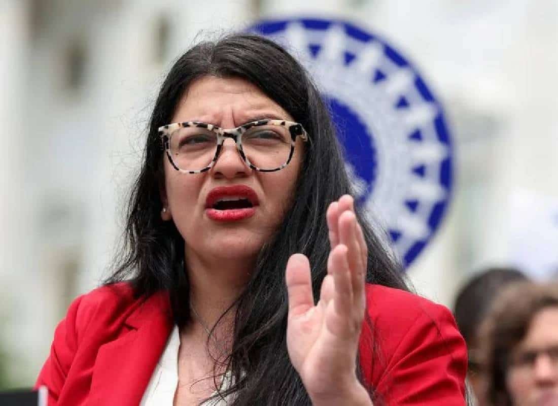 חברת הקונגרס האמריקאית רשידה טליב הוצגה בקריקטורה עם ביפר מתפוצץ