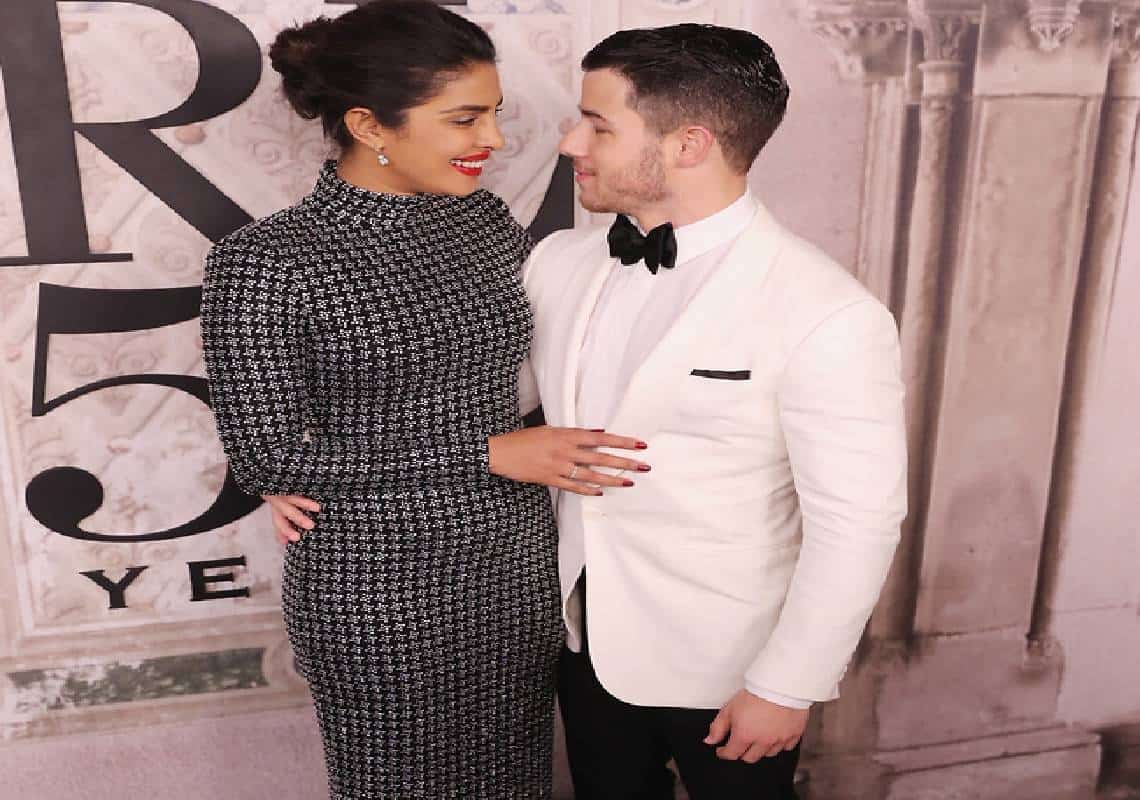 שלוש שנים לאחר החתונה: ניק ג׳ונאס ואשתו עומדים להיות הורים