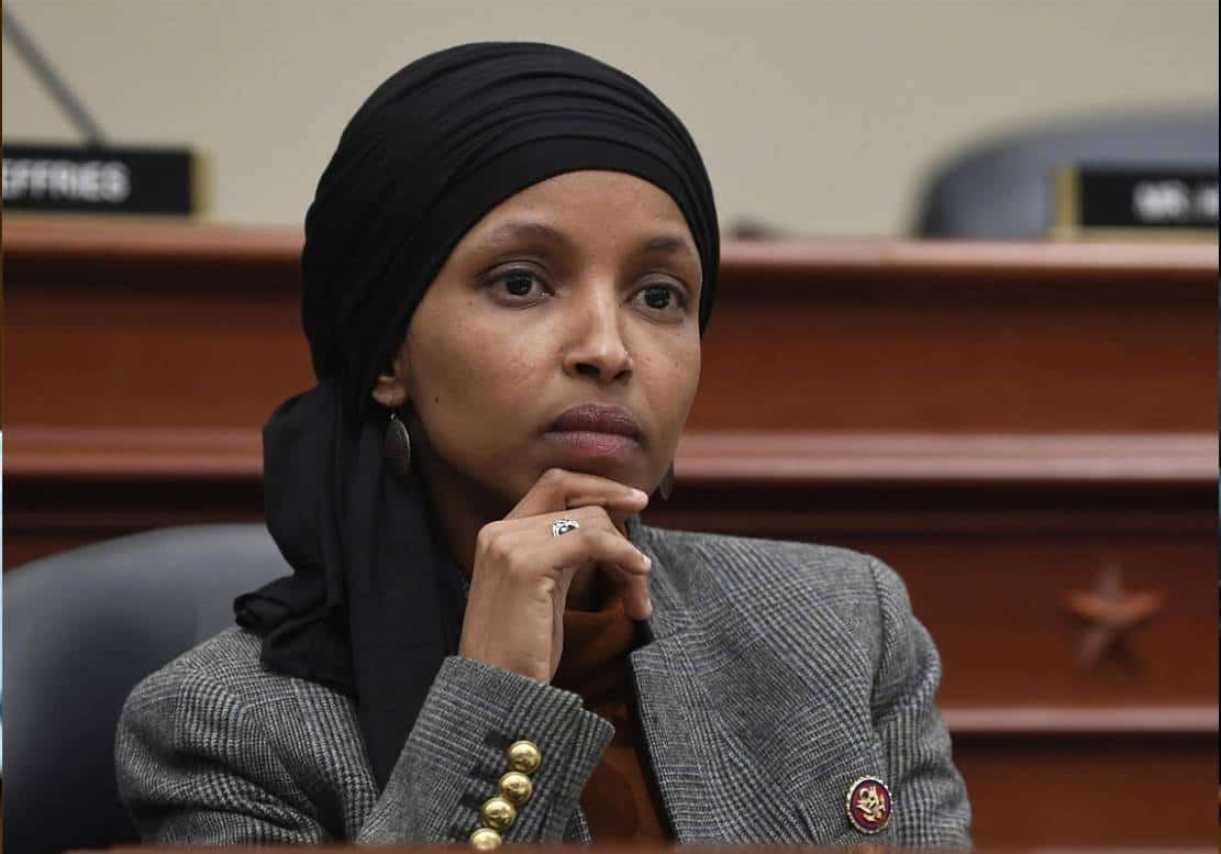 אילהאן עומאר: "מעולם לא ידעתי שיש דימויים אנטישמיים על יהודים וכסף"