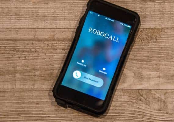 "זה לא עושה שום דבר": המדינה קנסה את תעשיית ה-robocalls במיליונים, אבל לא גובה את הסכומים