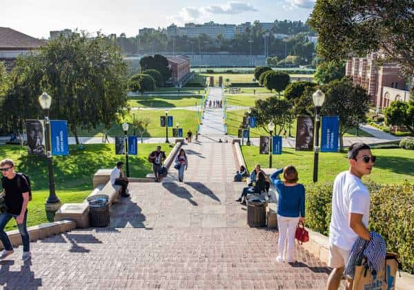לוס אנג'לס: חיפושים אחר חשוד שניסה לתקוף מינית ב-UCLA