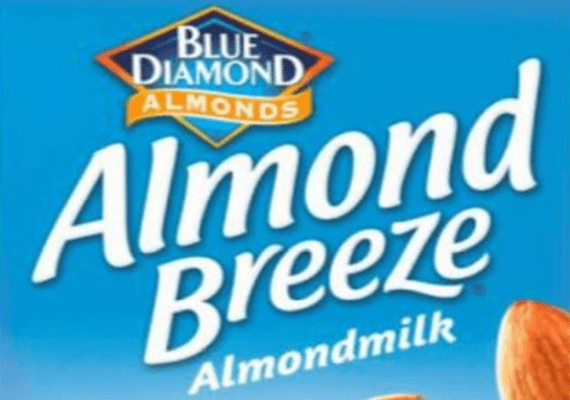 משקאות חלב שקדים מורדים מהמדפים מחשש להכלת חלבון חלב פרה