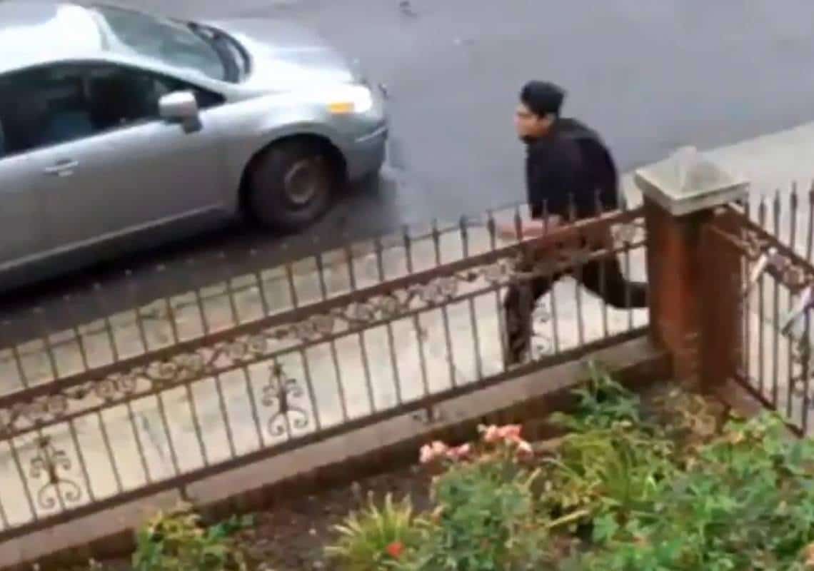 "גרר אותה לסמטה ואיים לתקוף מינית": ילדה בת 11 נשדדה ברחובות ניו יורק