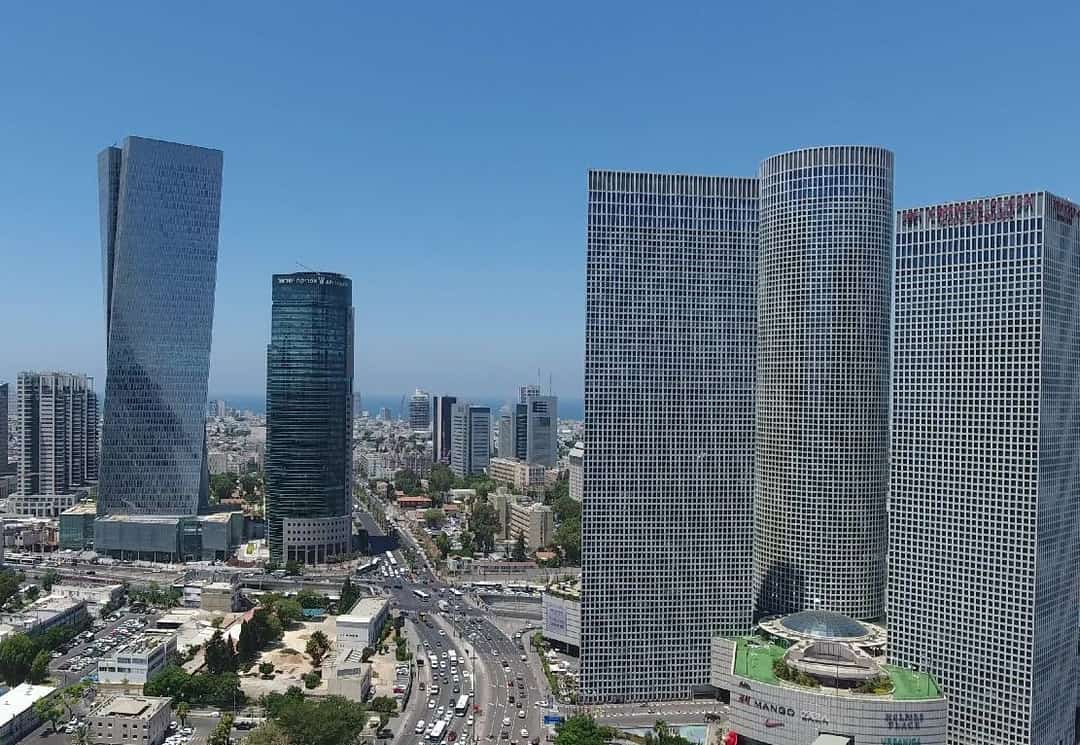דעה: ישראל צריכה לעבור למודל כלכלי יפני - חסרים עובדים עבריים כי הליכוד מכר את המדינה לזרים ולוועדים