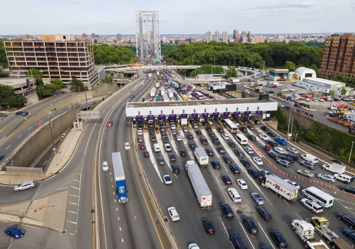 זה לא רק בראש שלכם: נהגי ארה"ב מבזבזים יותר זמן בכבישים