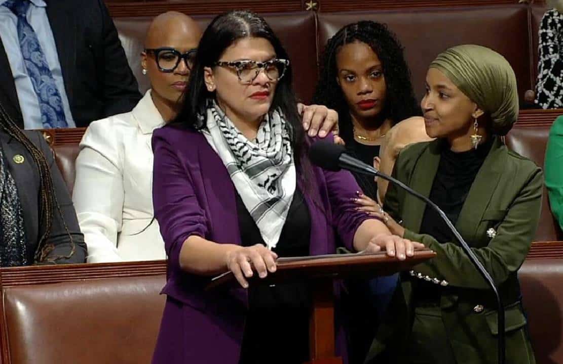 החטא ועונשו: תומכת החמאס בקונגרס, רשידה טליב אמרה שהנשיא 'תומך ברצח-עם' ונענשה בהשפלה פומבית בבית המחוקקים