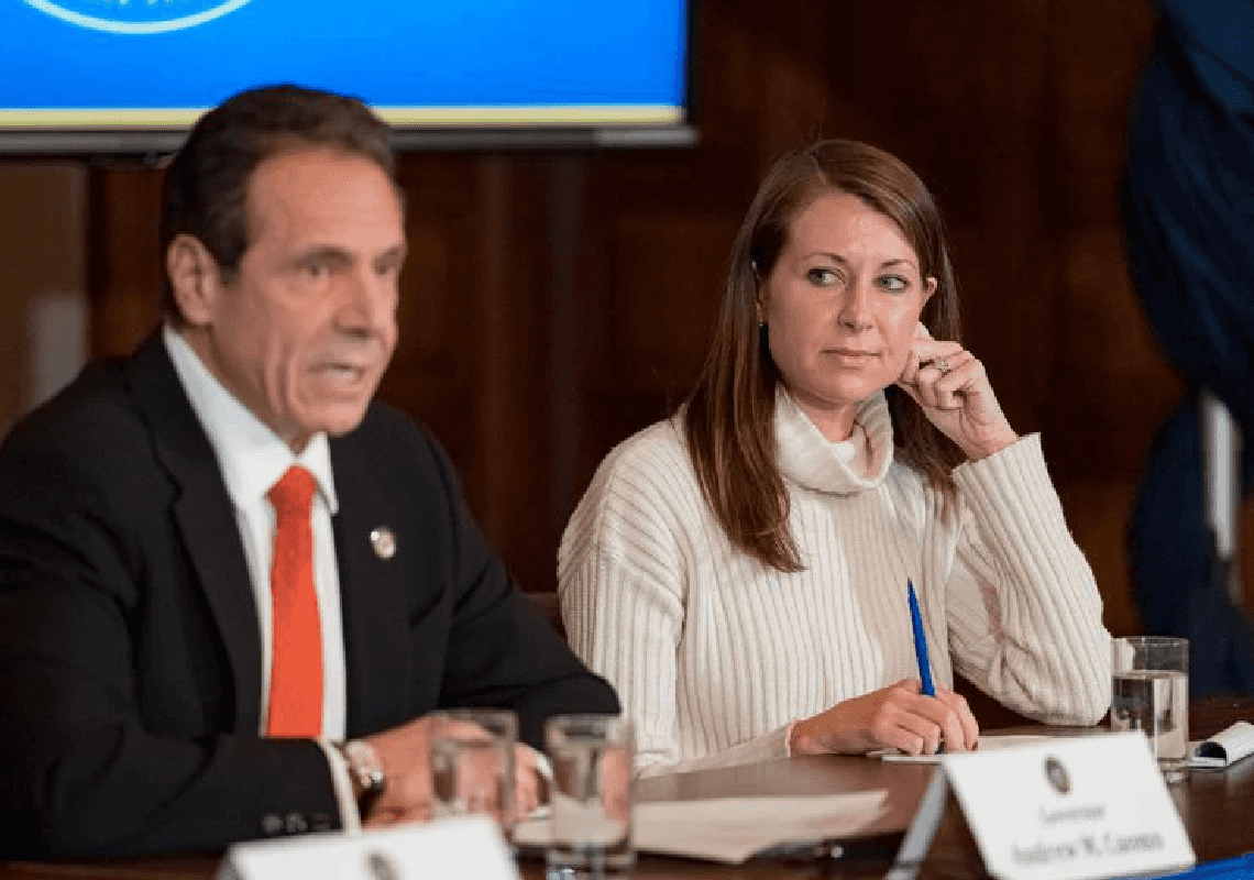 פרשת ההטרדות המיניות מצד מושל ניו יורק: המזכירה הוותיקה של קואומו התפטרה מתפקידה