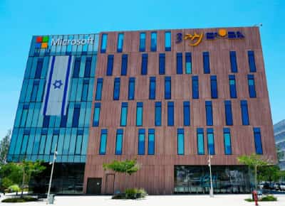 מיקרוסופט חותכת קשרים עם ישראל: משביתה שירותי ענן לצה"ל בשל מעקב אחר אזרחי עזה