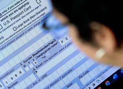 בית המשפט העליון: לממשל טראמפ מותר להגביל סימון מגדרי בדרכונים