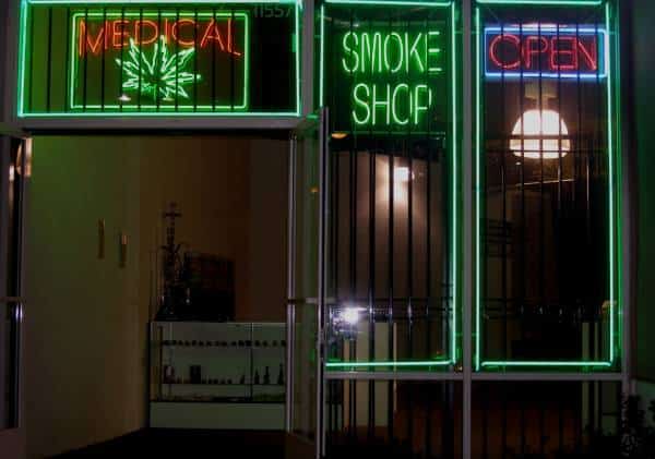 קליפורניה שללה את רישיון העסק של מאות חנויות מריחואנה