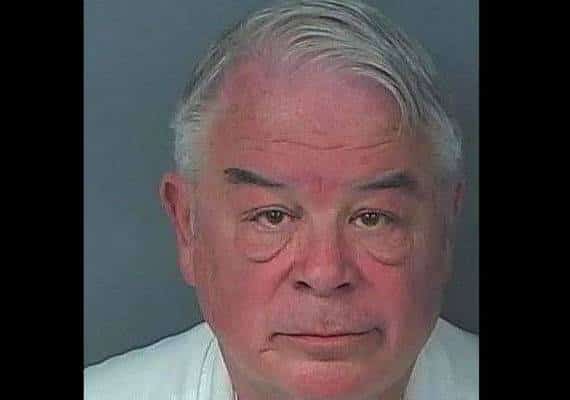 מיאמי: נציב במחוז הרננדו נעצר בחשד ששילם עבור שירותי מין משתי נשים