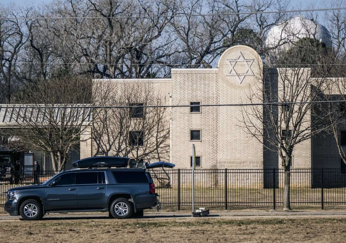 החשוד שמכר אקדח למחבל מבית הכנסת בטקסס בדרך לעשור בכלא