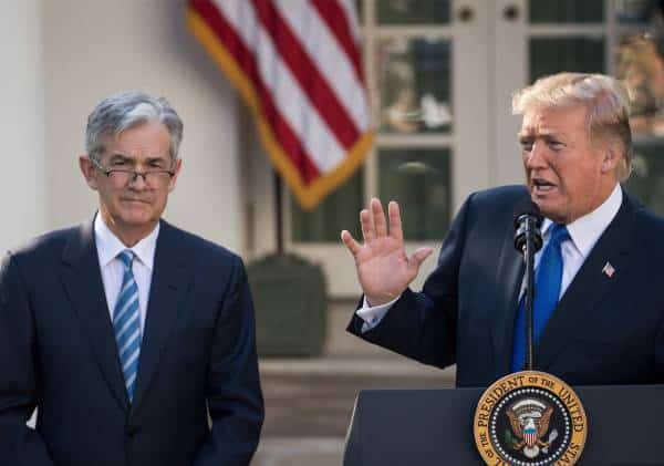 מקורבים לנשיא: טראמפ שוקל זעזוע בעקבות הירידות בבורסה