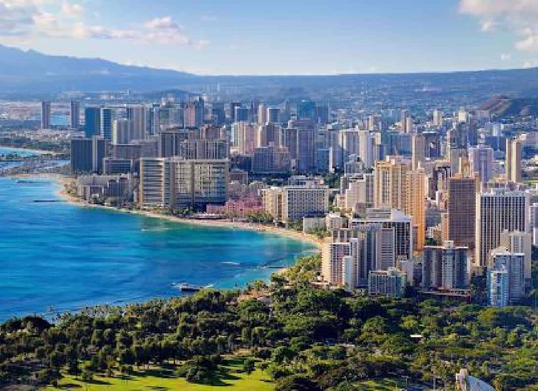 קליפורניה, ניו יורק או הוואי? היכן עלות המחיה הגבוהה ביותר?