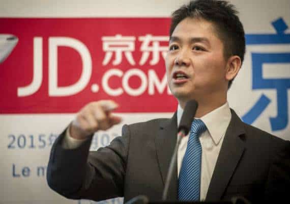 מנכ"ל המתחרה הגדולה של עליבאבא מואשם באונס